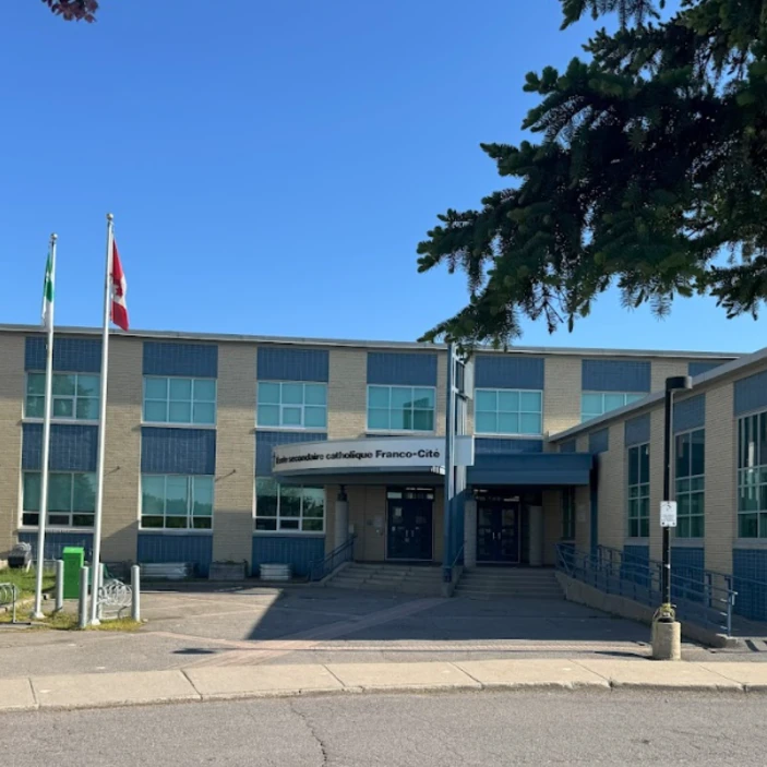 façade de l'école Franco-Cité